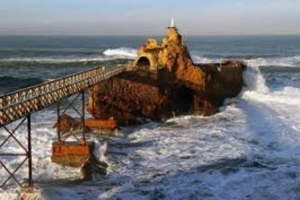 Imperatrice Apartment Biarritz Exterior photo